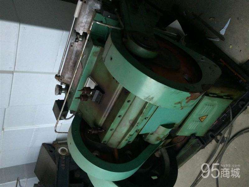 Low - selling semi - automatic vertical die - cutting machine