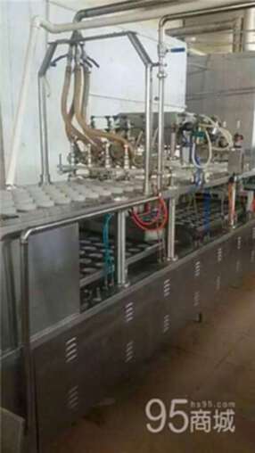 转让09年温州国泰产4孔冰淇淋灌装机