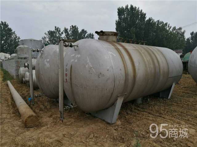 Sold second-hand models of stainless steel horizontal storage tanks solvent storage tanks pressure storage tanks