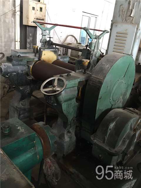 Sell used 300 model 12 - inch rubber mixer