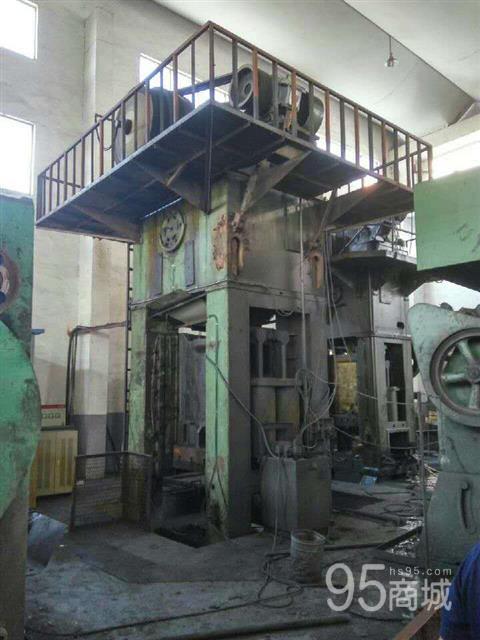 Sale of used 1000 tons of Russian punch press