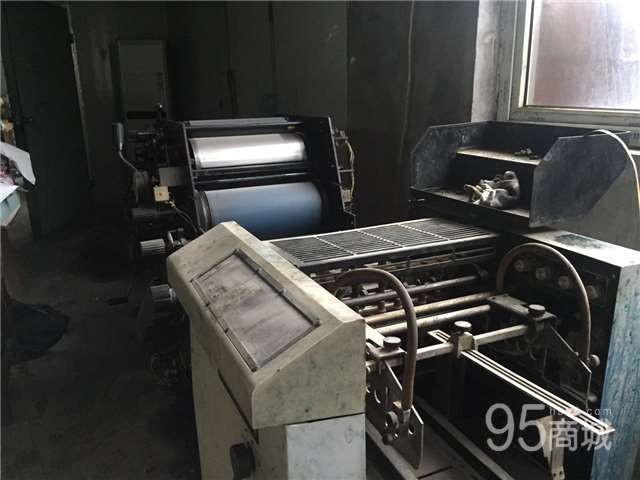 Sell 4700B offset printing press at low price