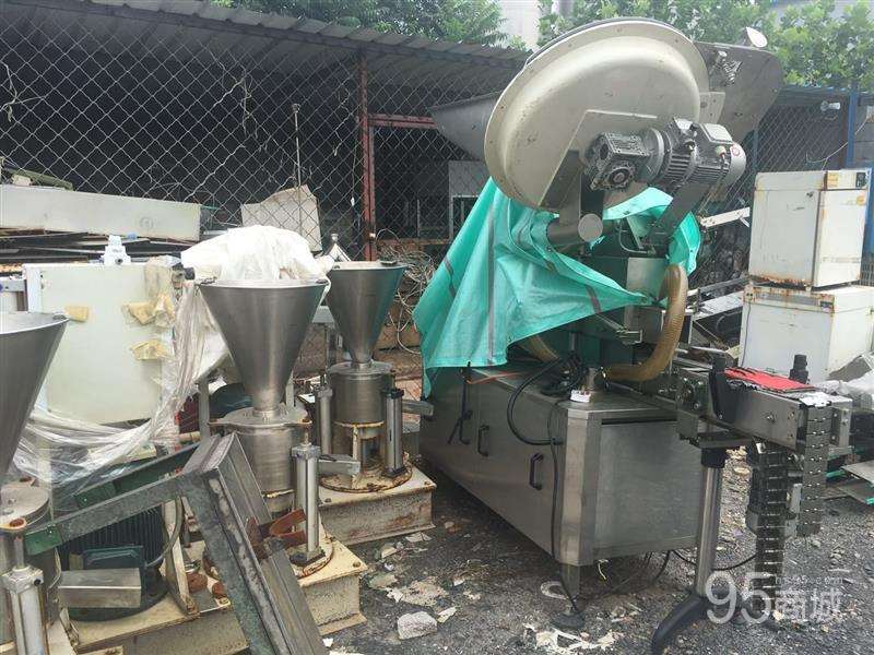 Sell used isobaric filling sealing 2 in 1 unit