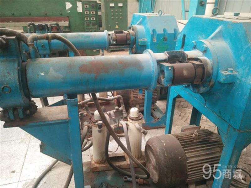 二手橡胶挤出机