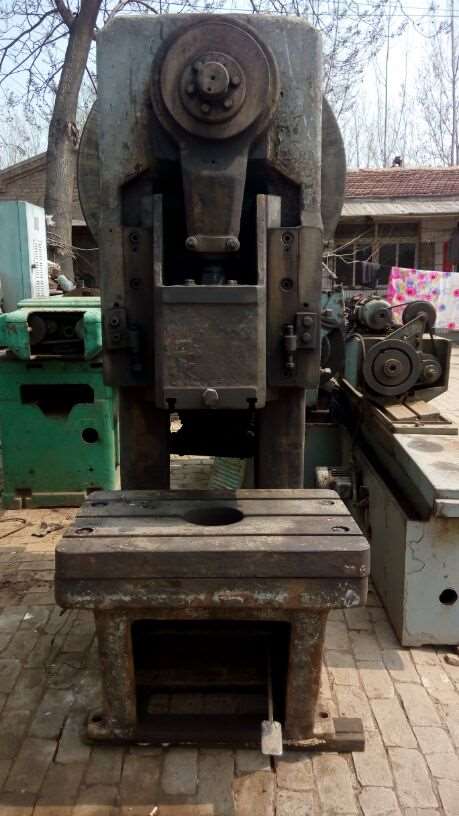 Sell 100 tons punch press