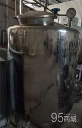 低价出售2007年上海500L煮水罐