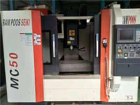 二手加工中心 台湾纽伦保855立式加工中心