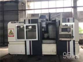 二手加工中心 台湾协鸿1682立式加工中心