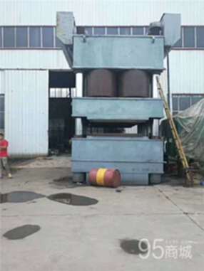 全新压力机 淄重240吨压力机