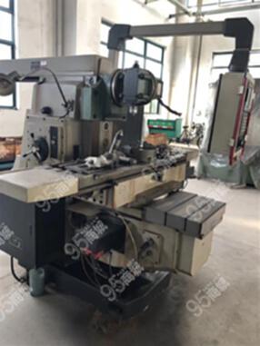 出售09齐二XN6132数控铣