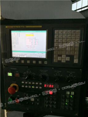 倒闭厂转让华群1270立式加工中心