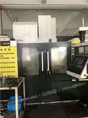 厂家处理二手抵账机【韩国起亚F500立式加工中心】