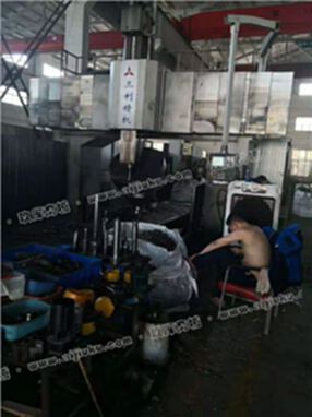 闲置不用赔本出售二手【三利精机2-4米数控龙门铣床】