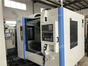 加工厂转型低价出售二手【上海芮钰VMC-855L立式加工中心