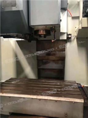 厂家处理二手抵账机【大连1200立式加工中心】