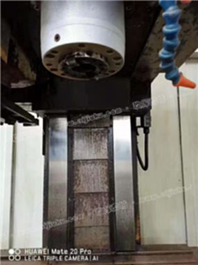 厂家处理二手抵账机【杭州友佳FVP1000A立式加工中心】