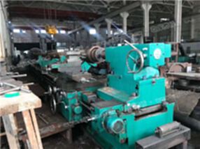 星火61140-12米车床