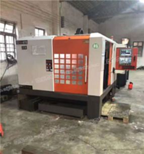 机械厂急售二手联邦870雕铣机