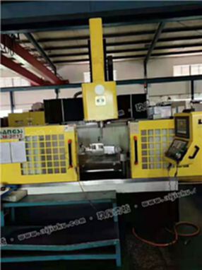 机械厂急售二手[上仕精机LM-2012栋梁龙门精雕机]