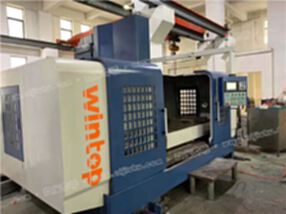 机械厂急售二手[东莞台一盈拓V-1680数控铣床]