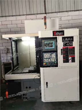 低价转让二手台群C-650雕铣机日本安川驱动