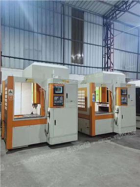 低价转让二手烽铁650雕铣机主轴24000转