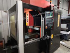 低价转让二手巨冈CTS-650雕铣机安川伺服带四轴