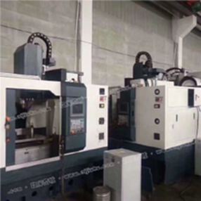 超低价转让二手[东莞精诚1080雕铣机