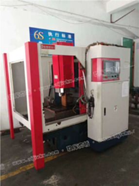 工厂转型赔本出售二手德米650雕铣机