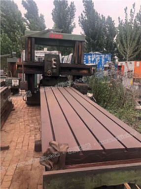 低价转让二手台州1.1x4.4米龙门铣床