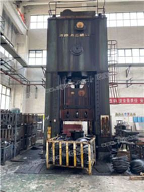 机械厂急售二手济南二机800吨闭式单点压力机二手压力机