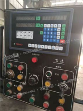 機(jī)械廠急售二手[大連飛達(dá)C5116A立式車床